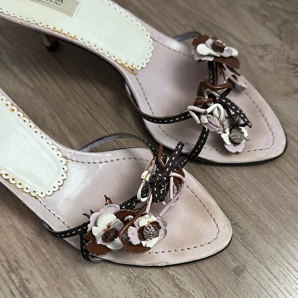 Prada Women's Vintage Floral Kitten Heels - Picture 2 of 9